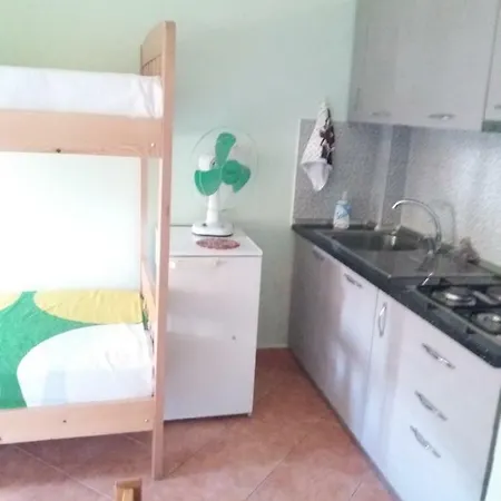 Apartment The Golem (Tirana)